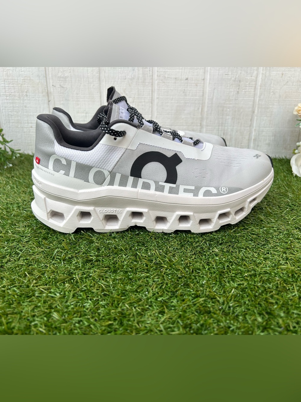 ON Cloud-monster all white womens size 10.5 pre owned and authentic - Picture 6 of 16
